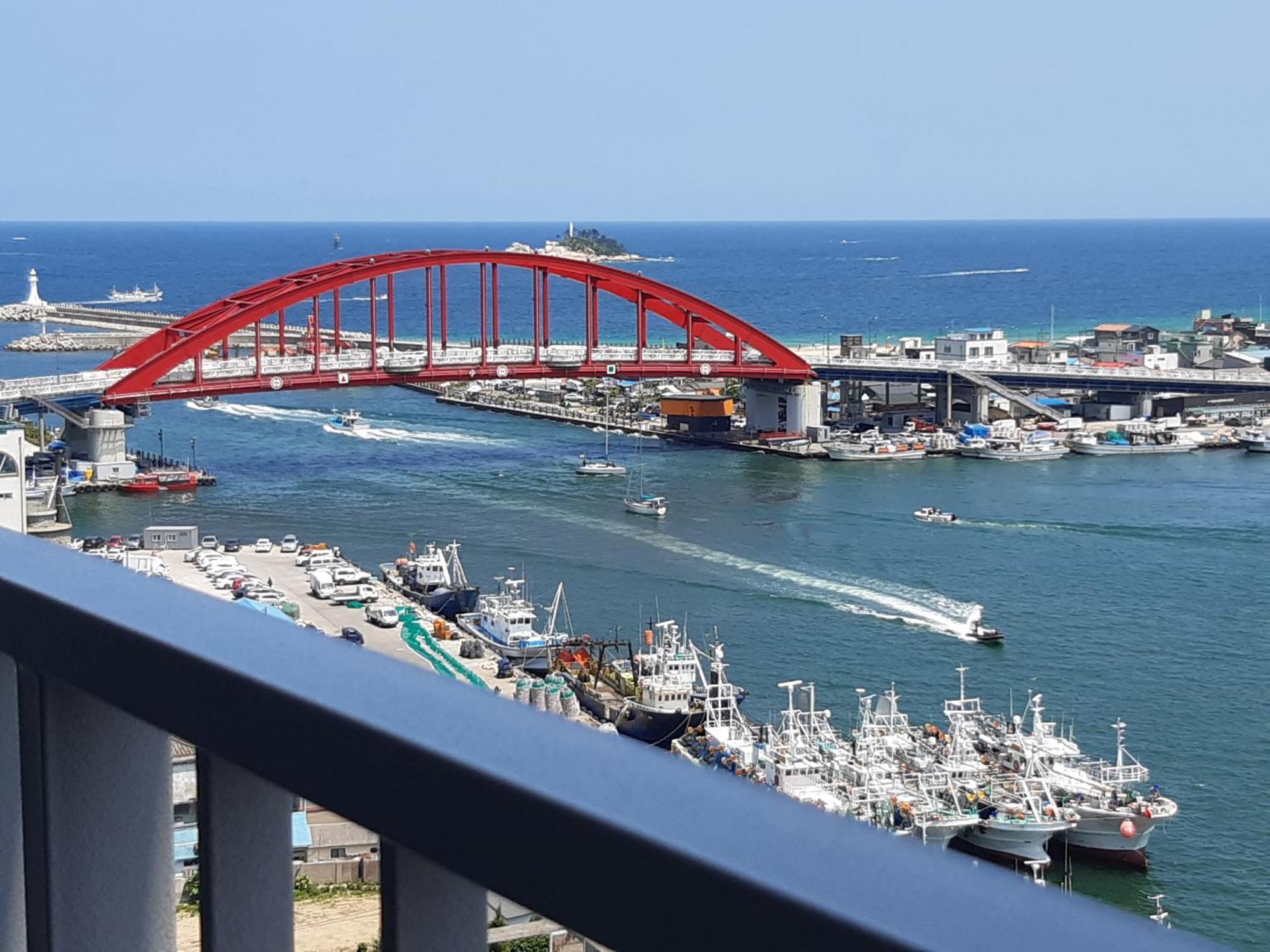 ثوتْسو Sunrise Hotel Junior Suite Room11F Sea- View الغرفة الصورة